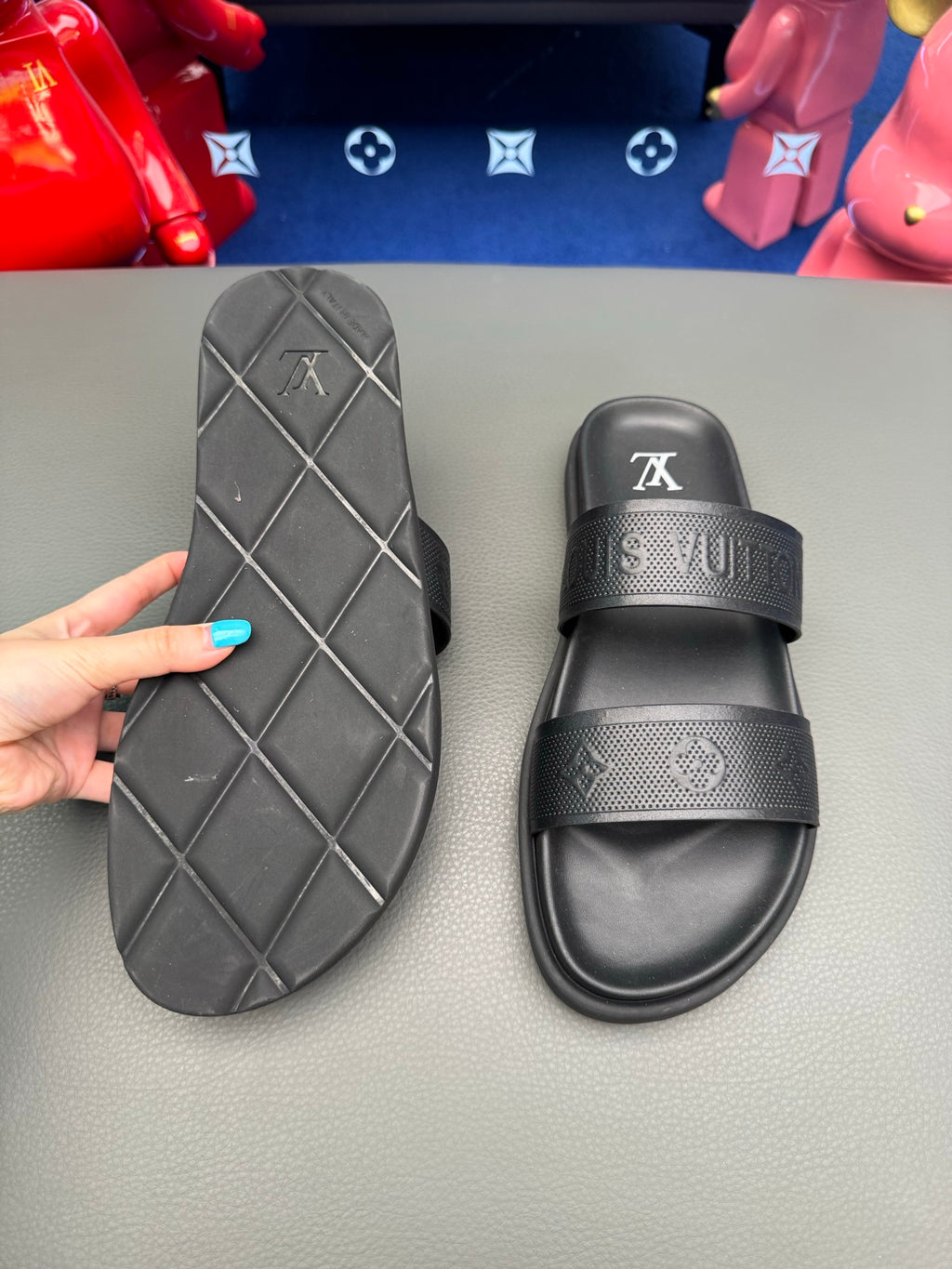 LV slides