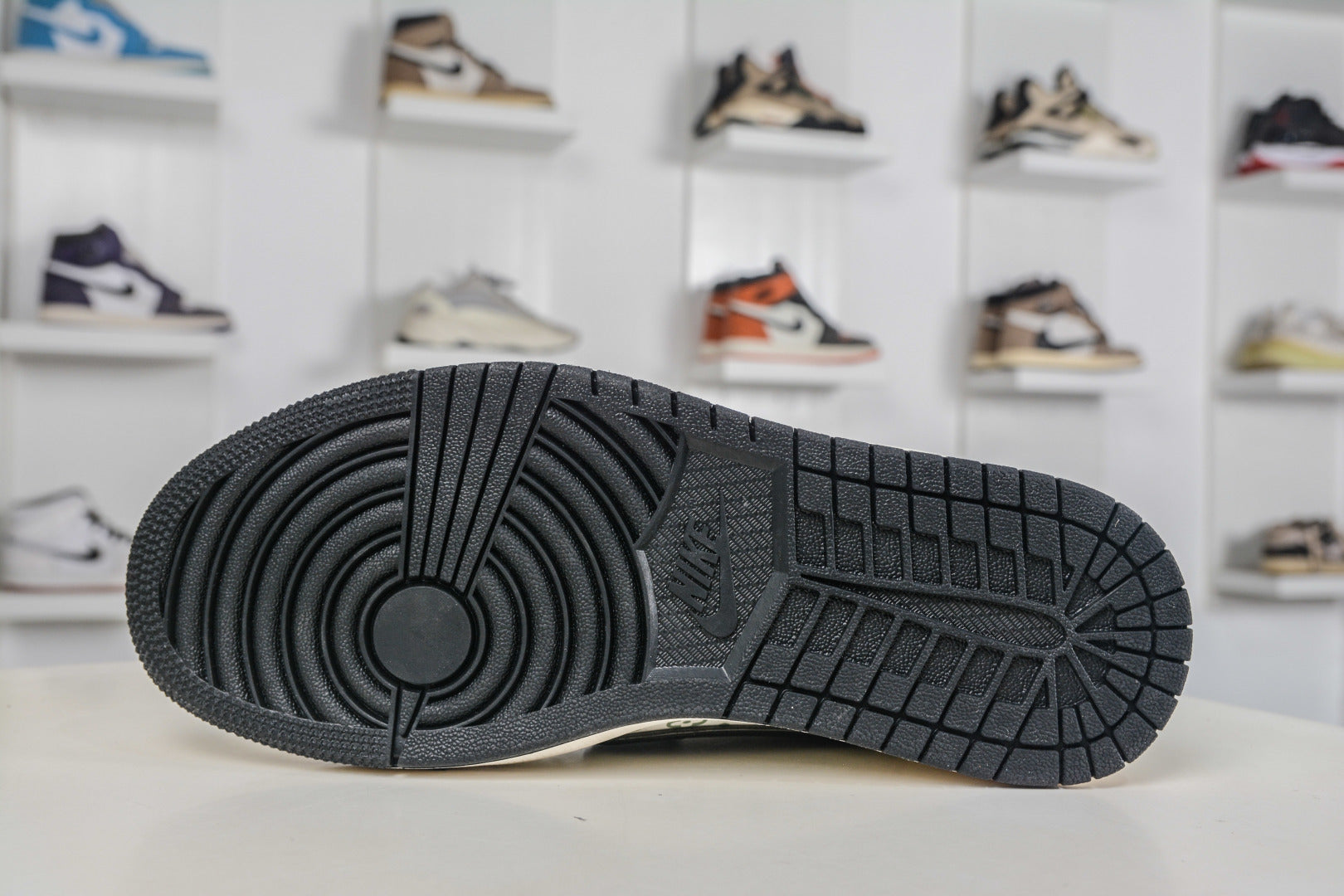 Ts x Air Jordan x Lous Vuitton AJ low