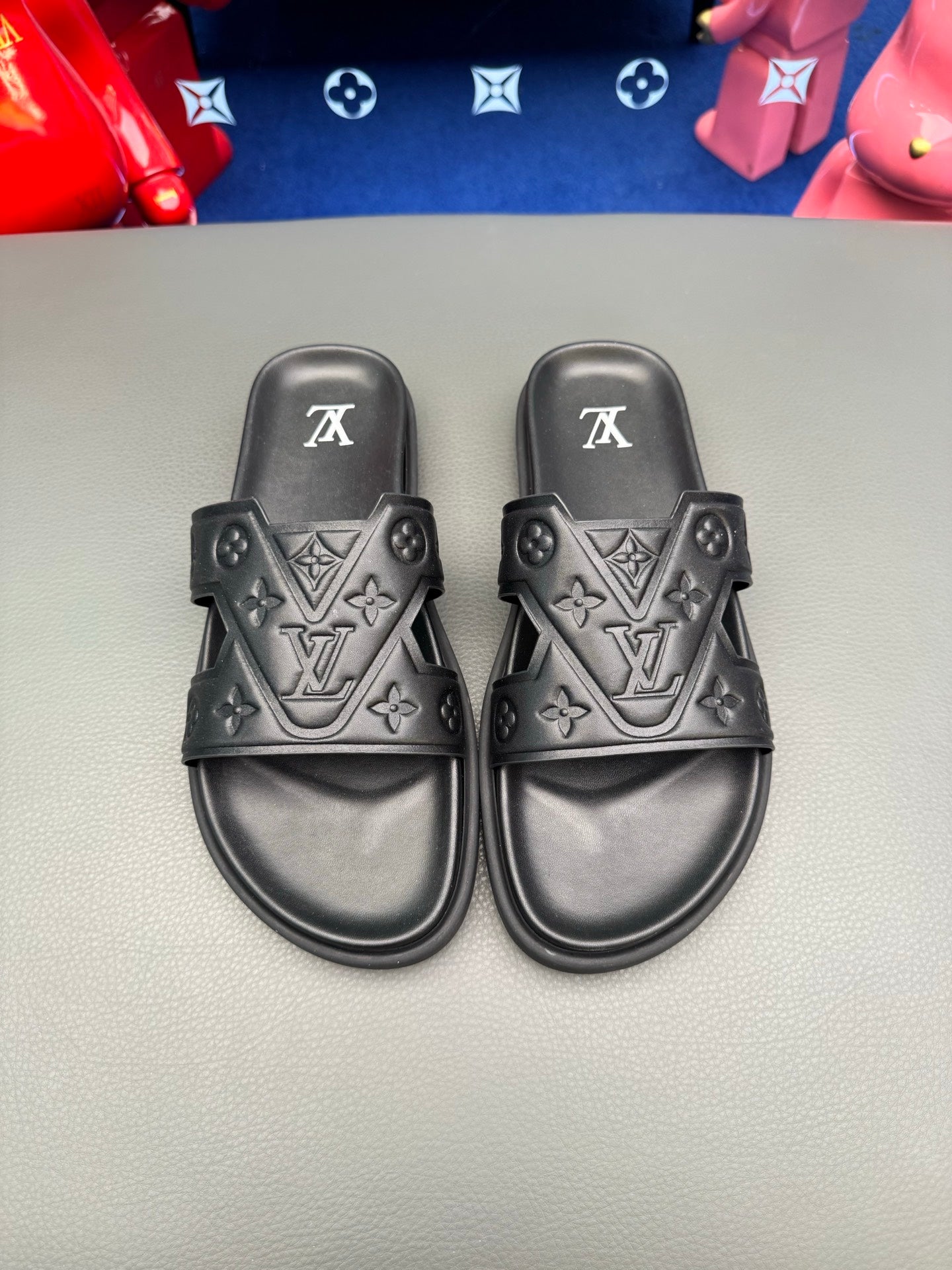 LV slides