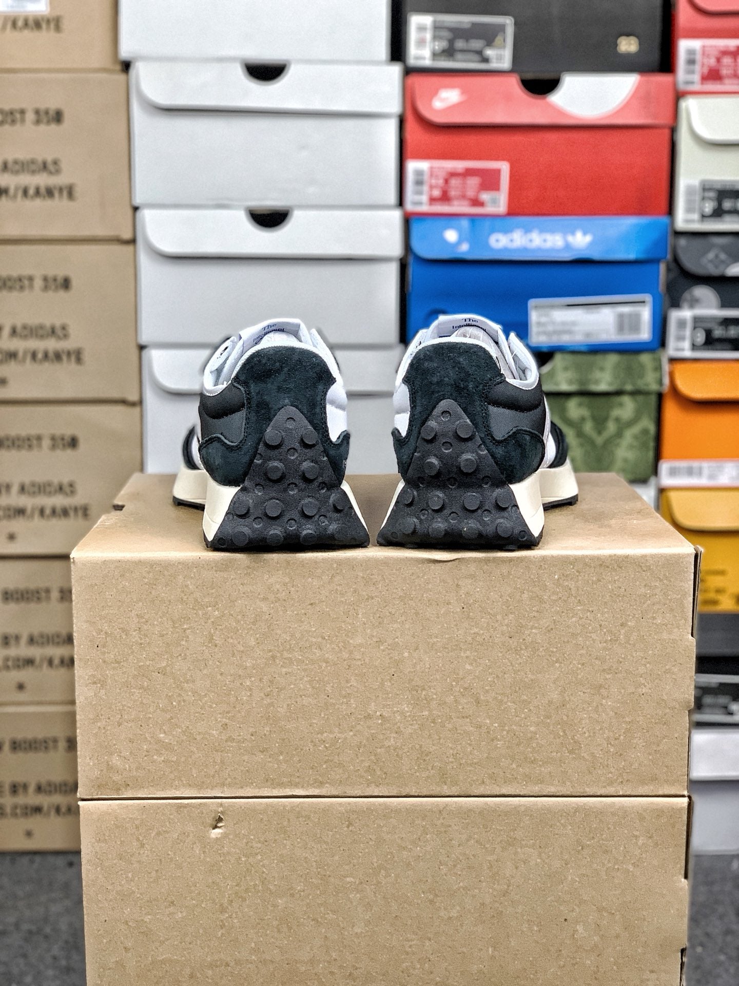 New balance NB327
