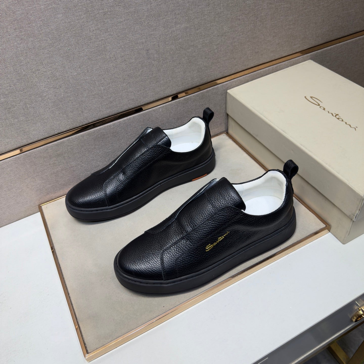 Santoni 2026z