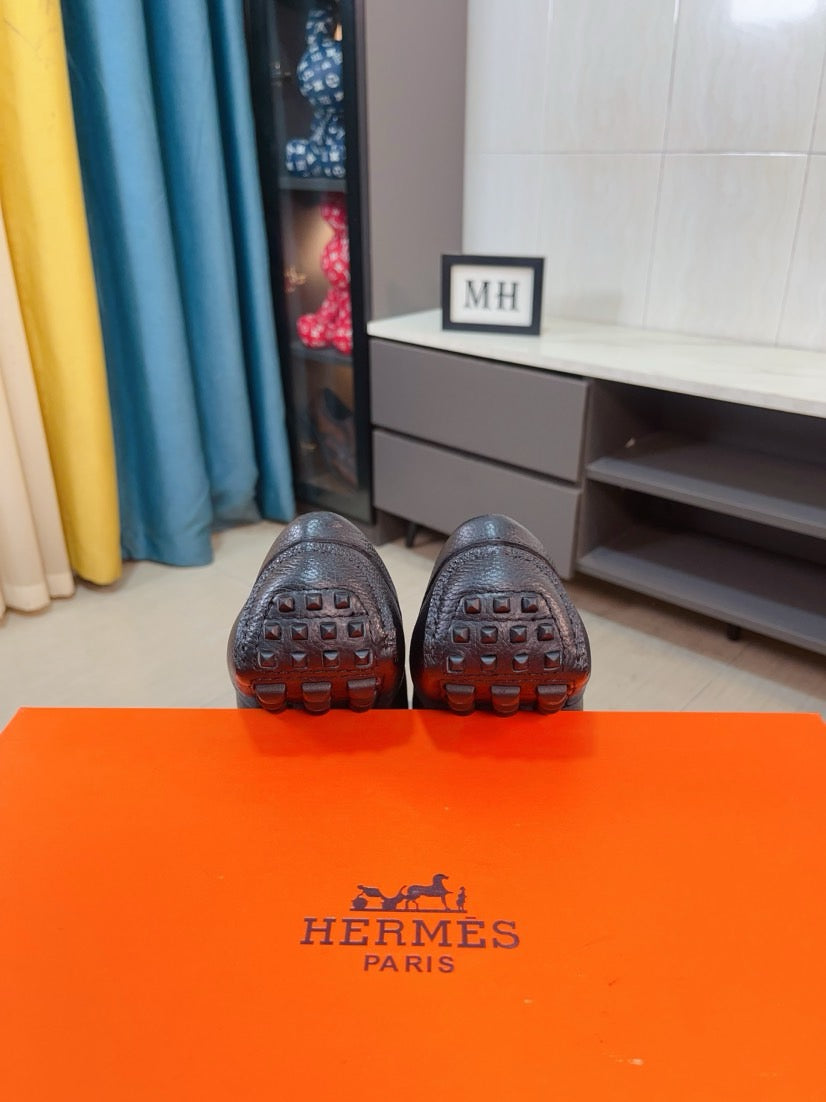 Hermes Slip on