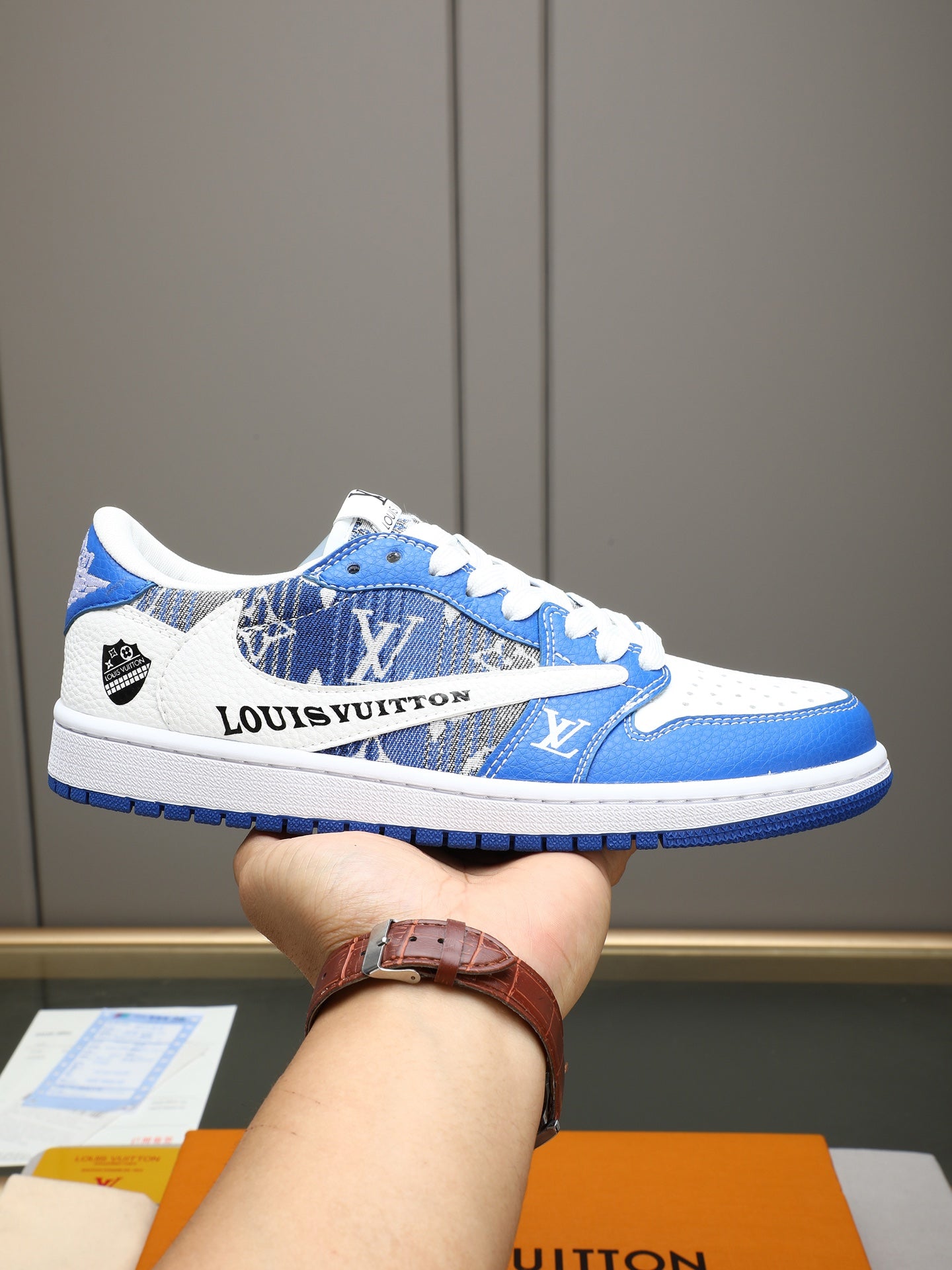 PP420 LV x Nike