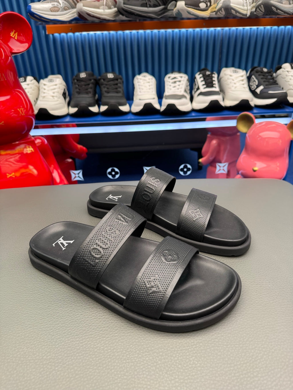 LV slides