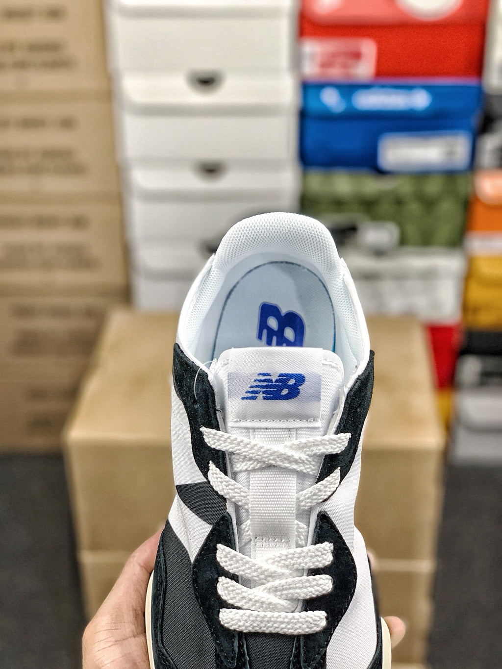 New balance NB327