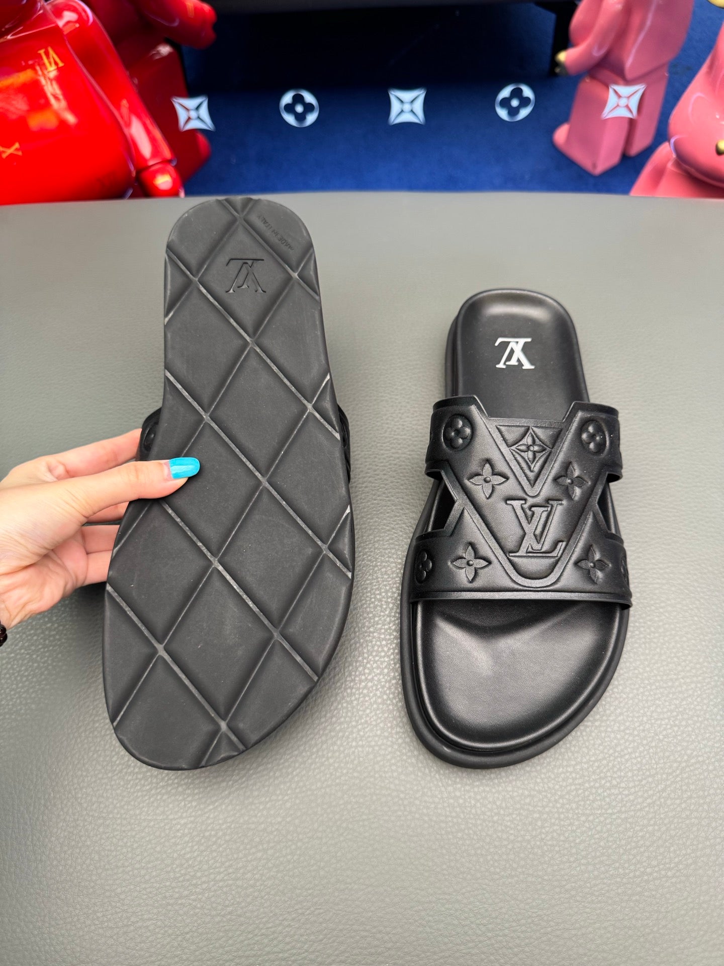 LV slides
