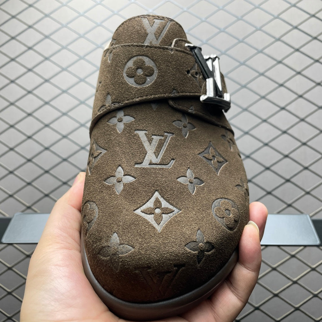 Louis Vuitton Easy Slides