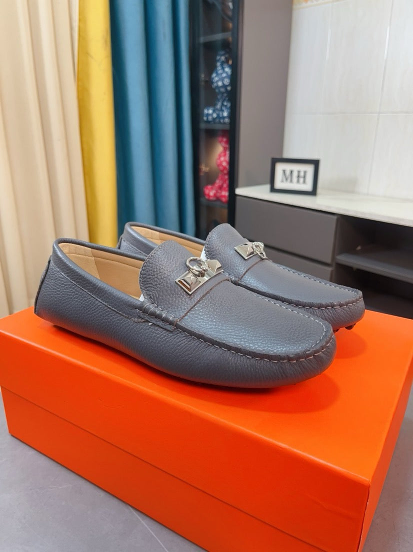 Hermes Slip on