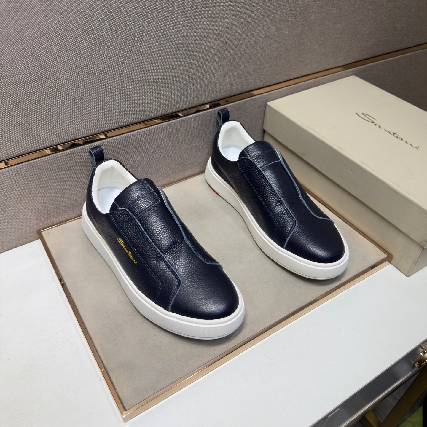 Santoni 2026z