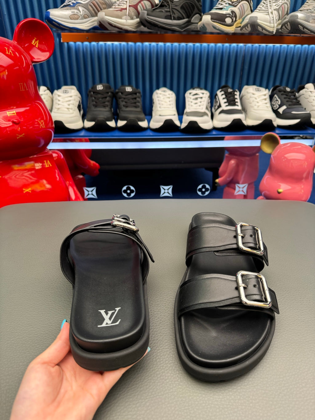 LV slides