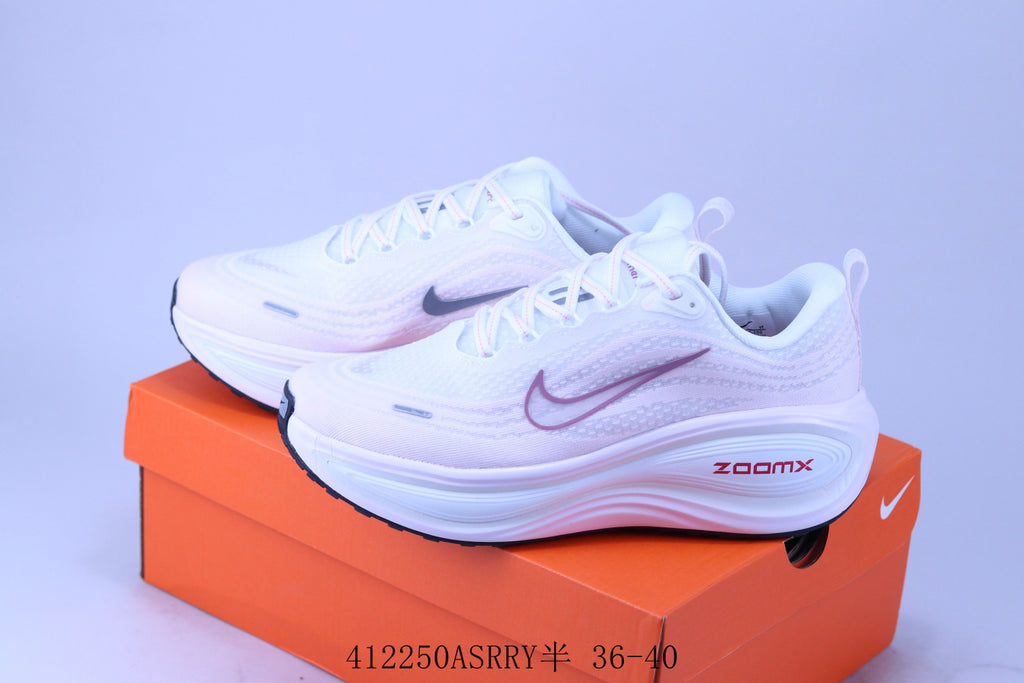 Nike Air Zoomx VOMERO PLUS