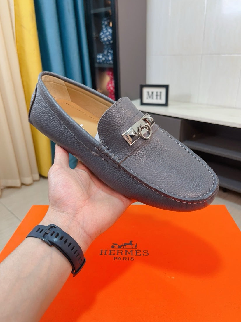 Hermes Slip on