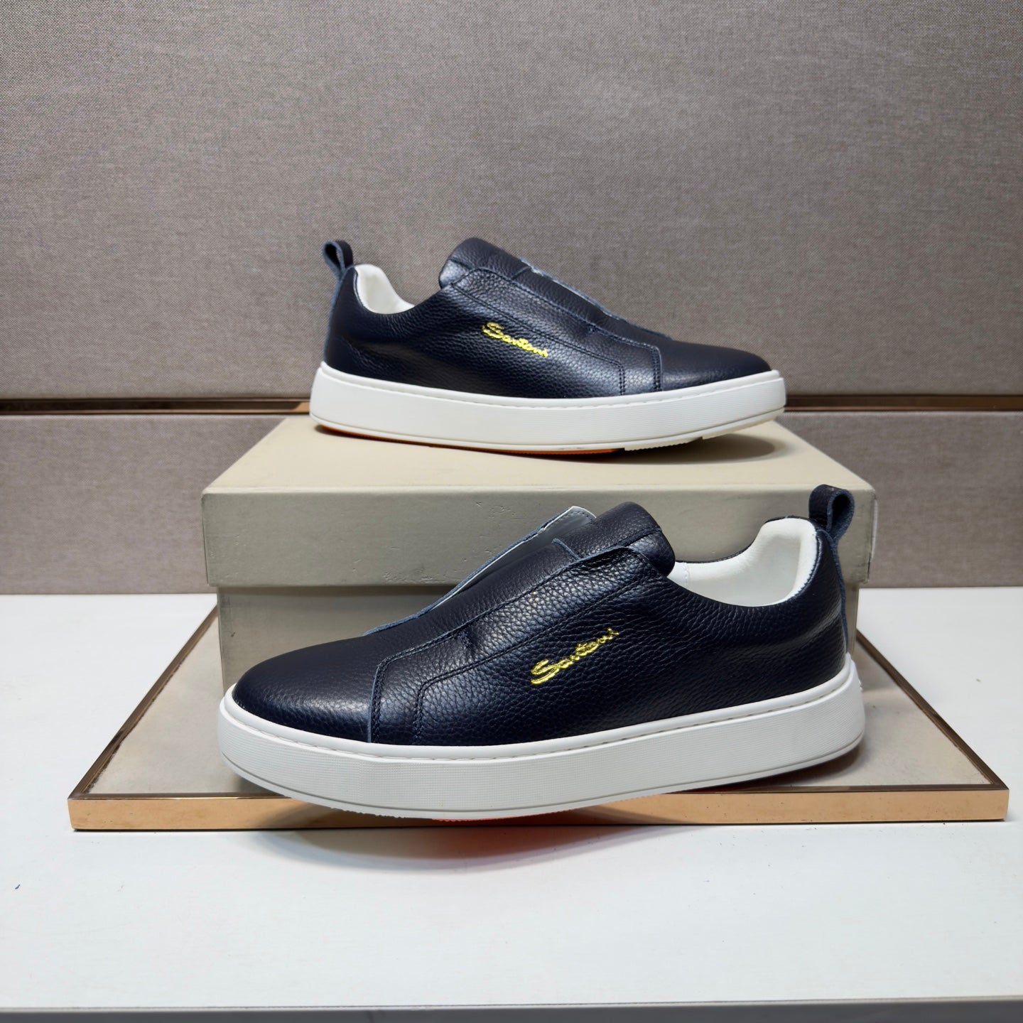 Santoni 2026z
