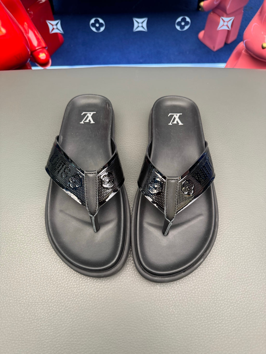 LV slides