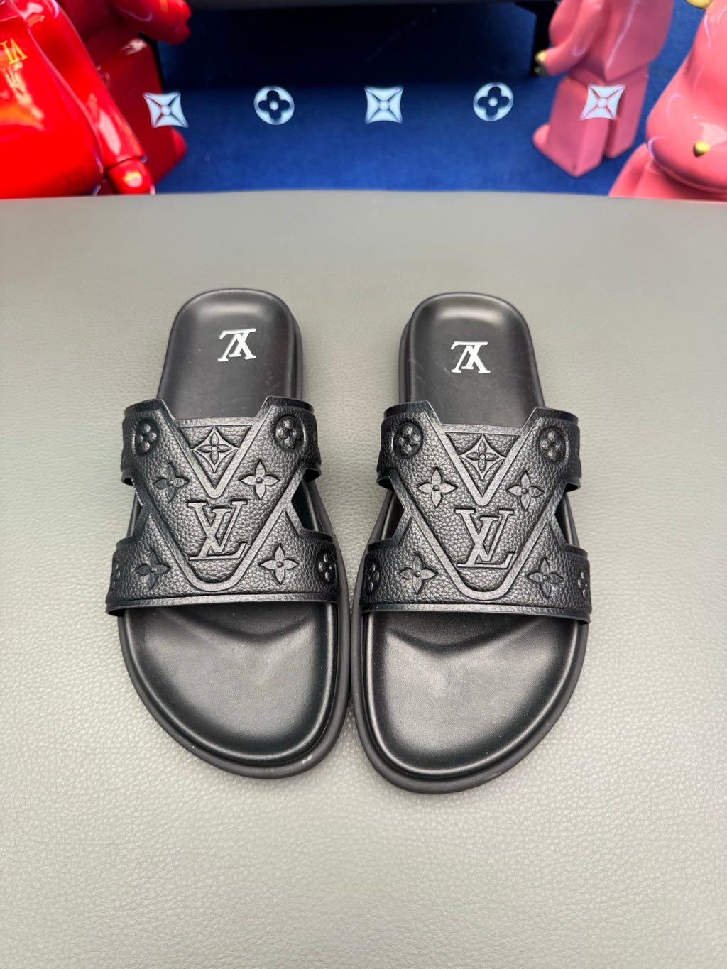 LV slides