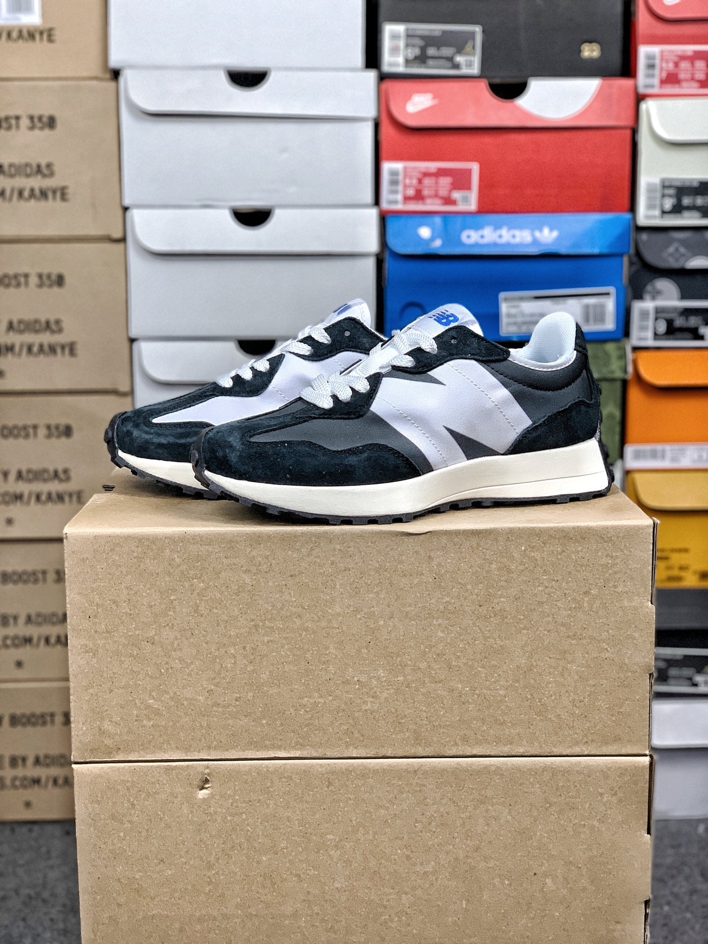 New balance NB327