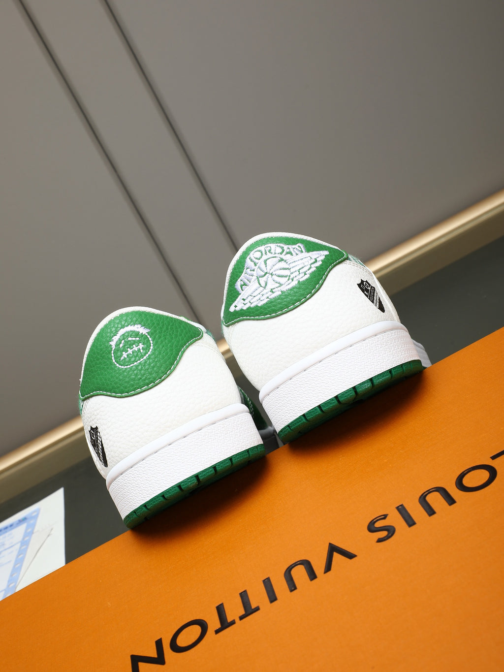 PP420 LV x Nike