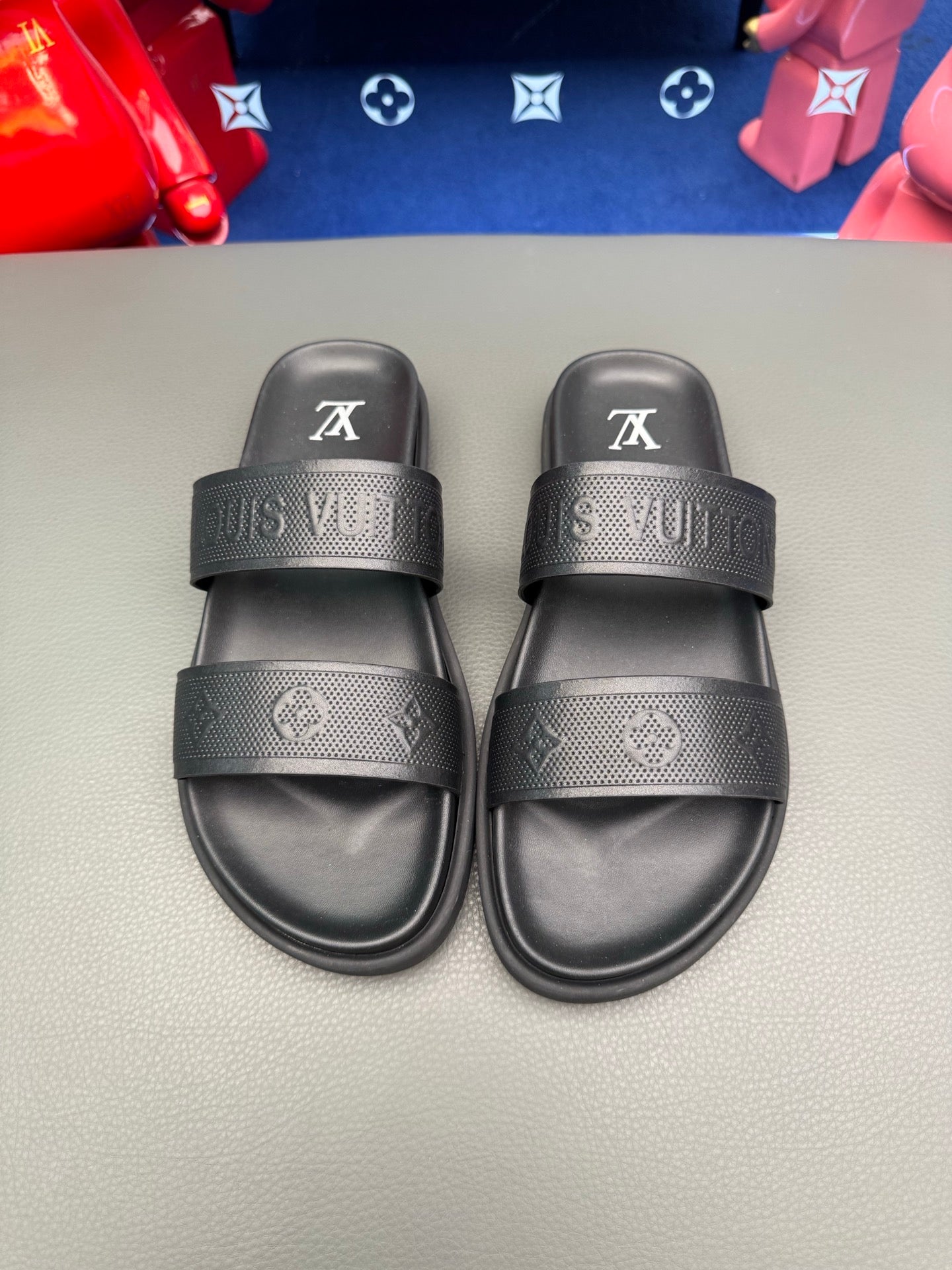 LV slides