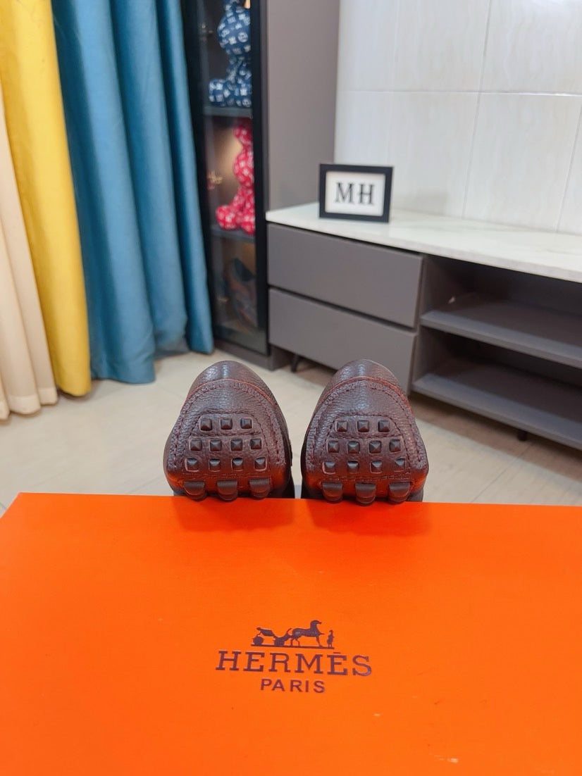 Hermes Slip on