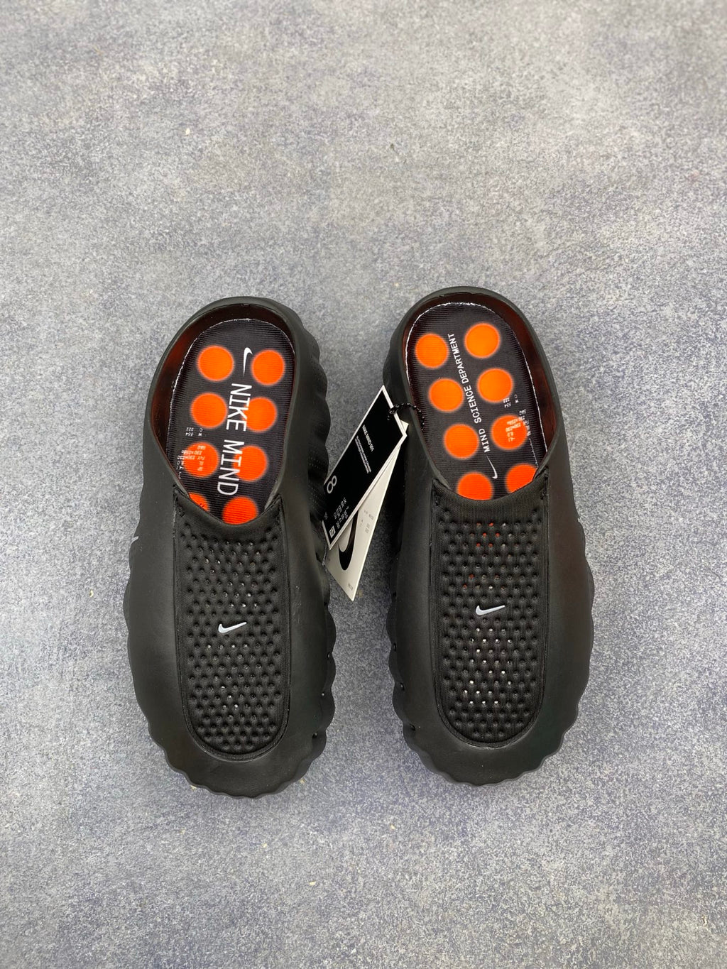 Nike Mind 001