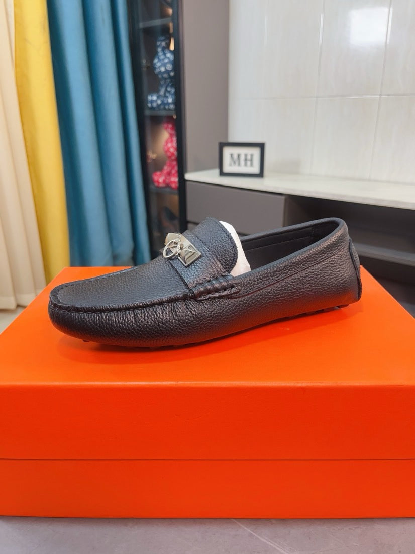Hermes Slip on