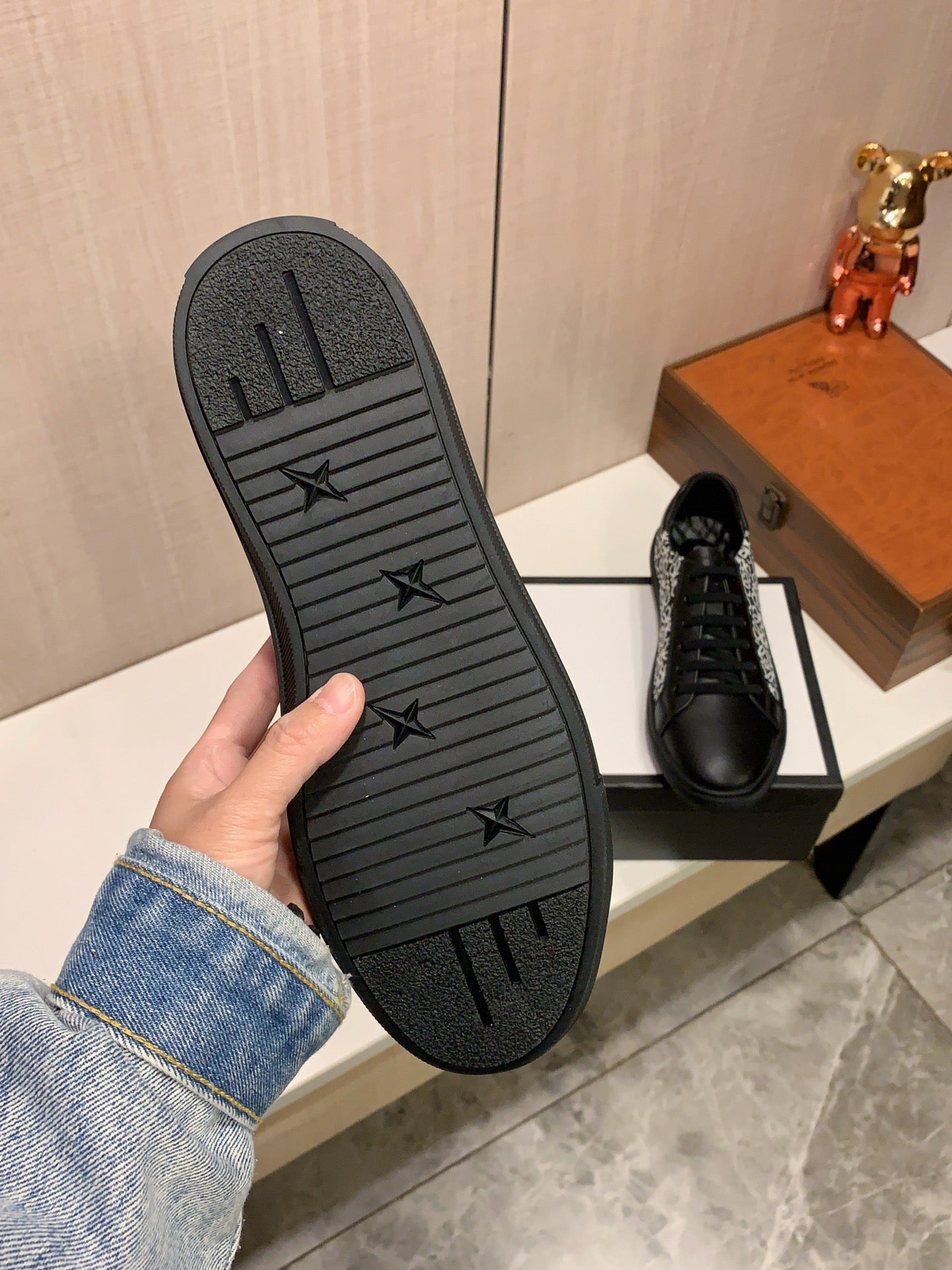Gucci leisure sports shoes