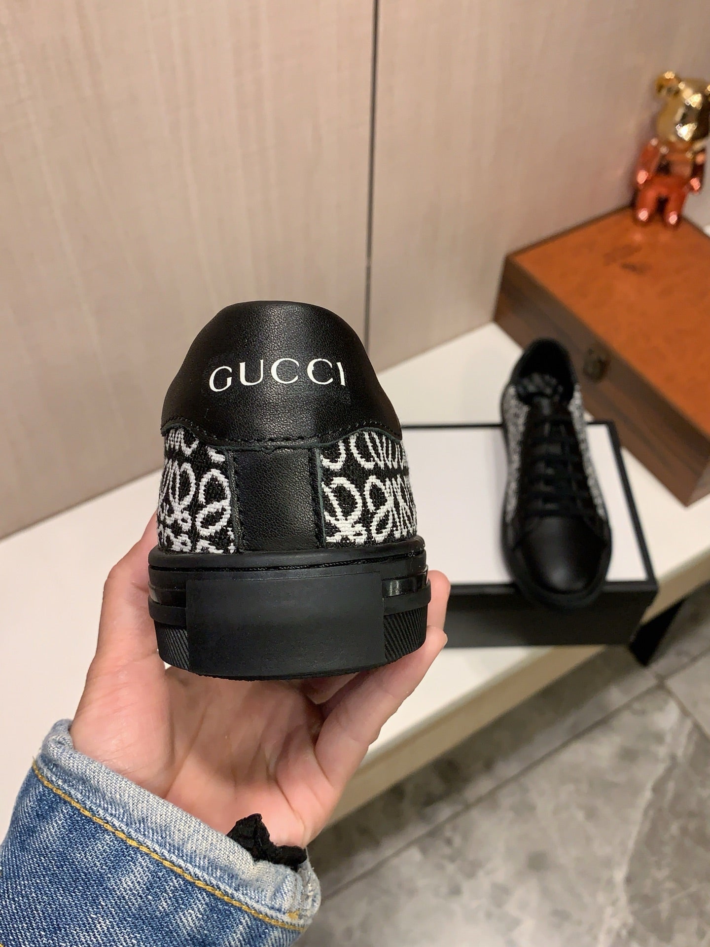 Gucci leisure sports shoes