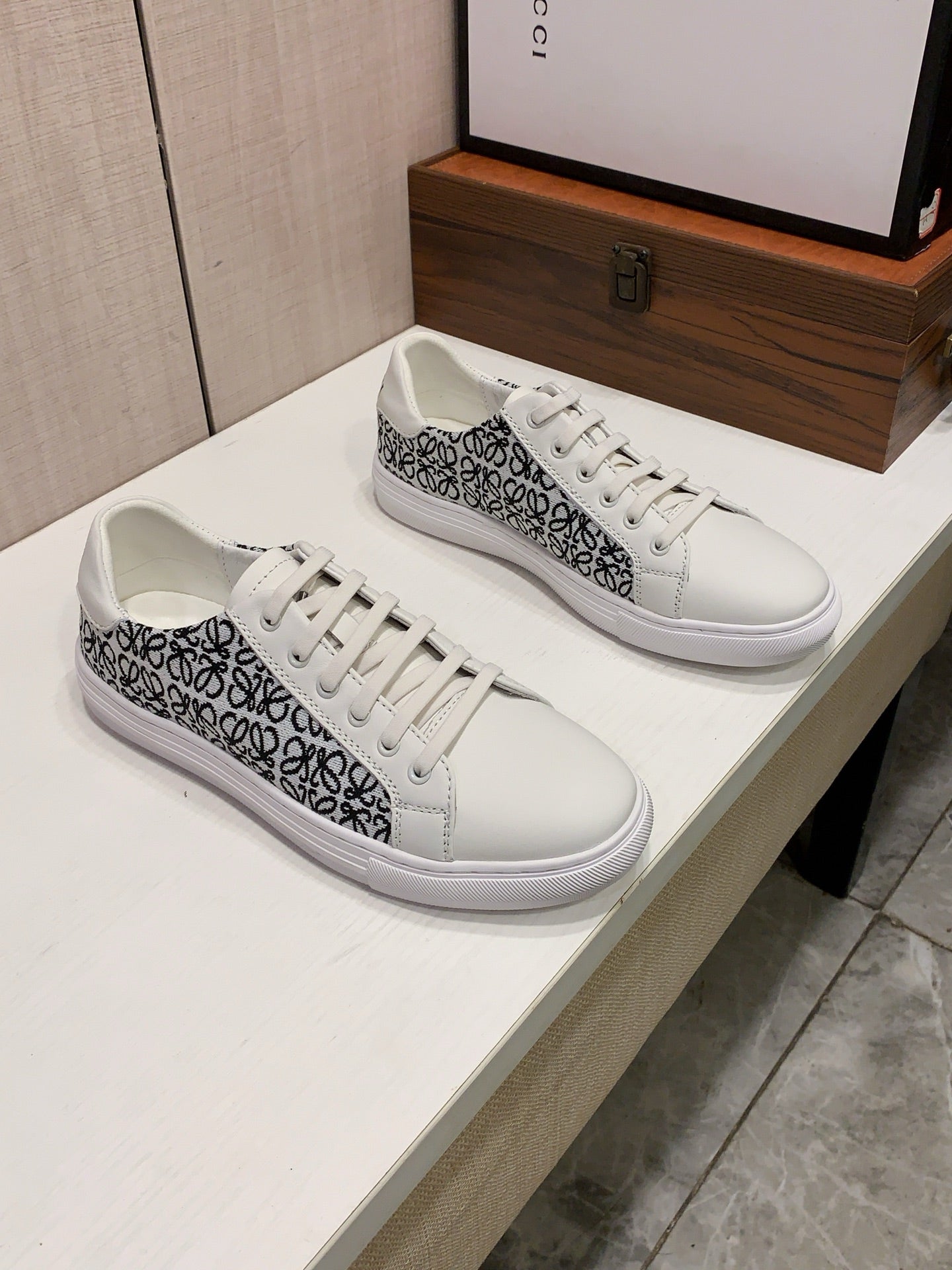 Gucci leisure sports shoes