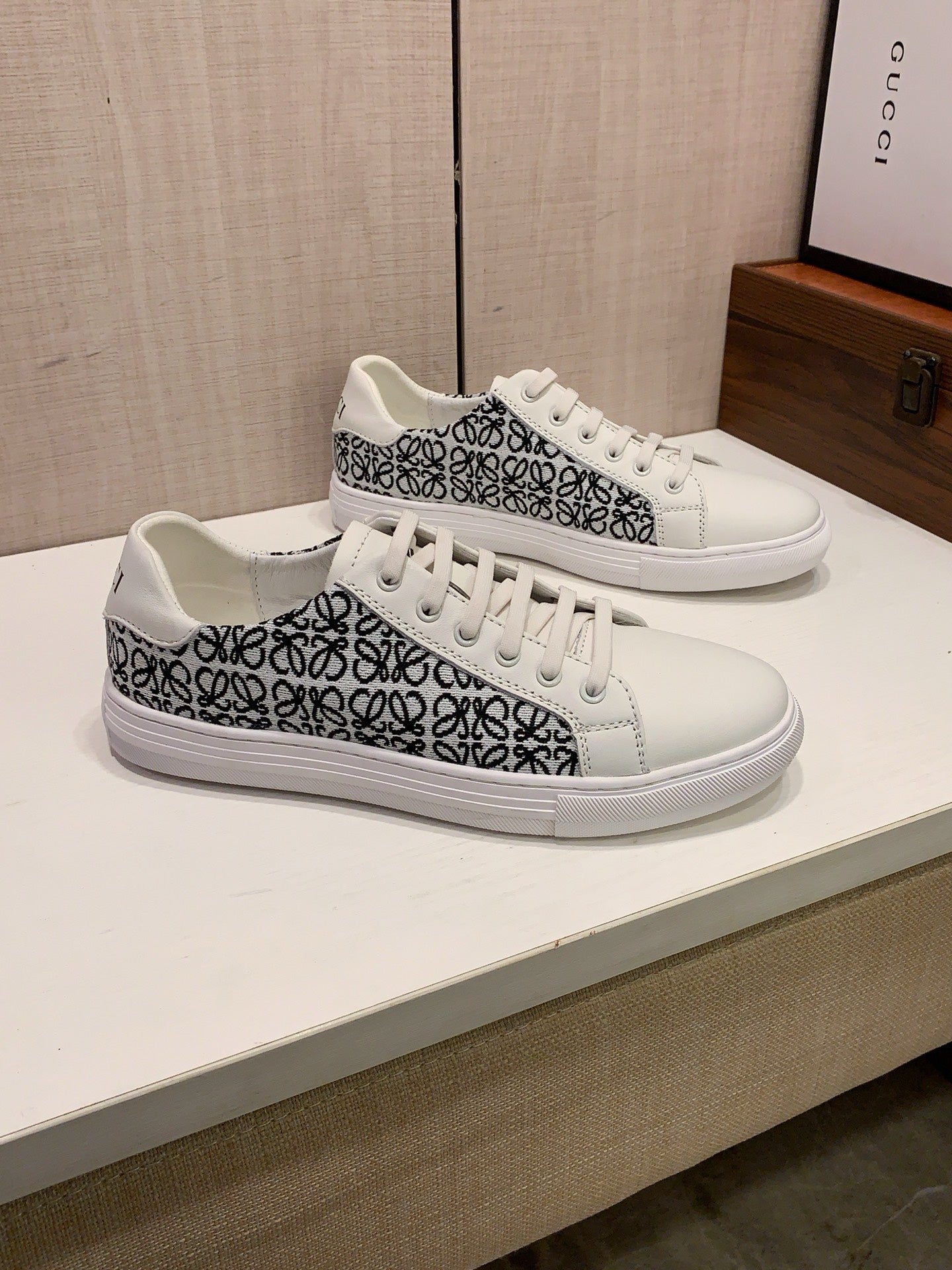 Gucci leisure sports shoes
